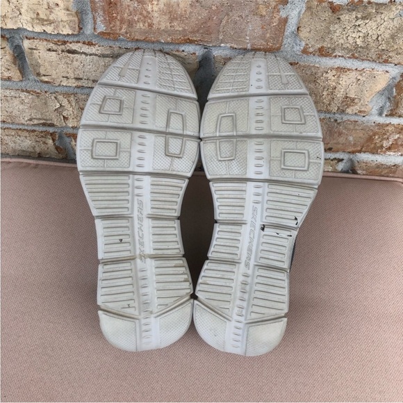 Skechers Men's Gray Charcoal Memory Foam Extra Wide Fit Slip-on Loafer 9.5 - Picture 8 of 13